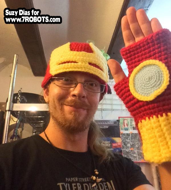Crochet Iron Man Beanie \u0026 Gauntlets - 7 